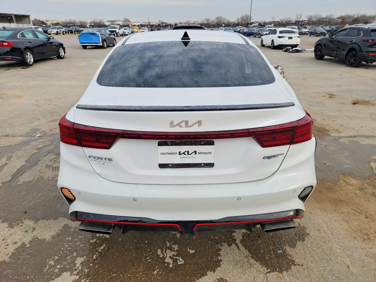2024 KIA FORTE GT photo 11