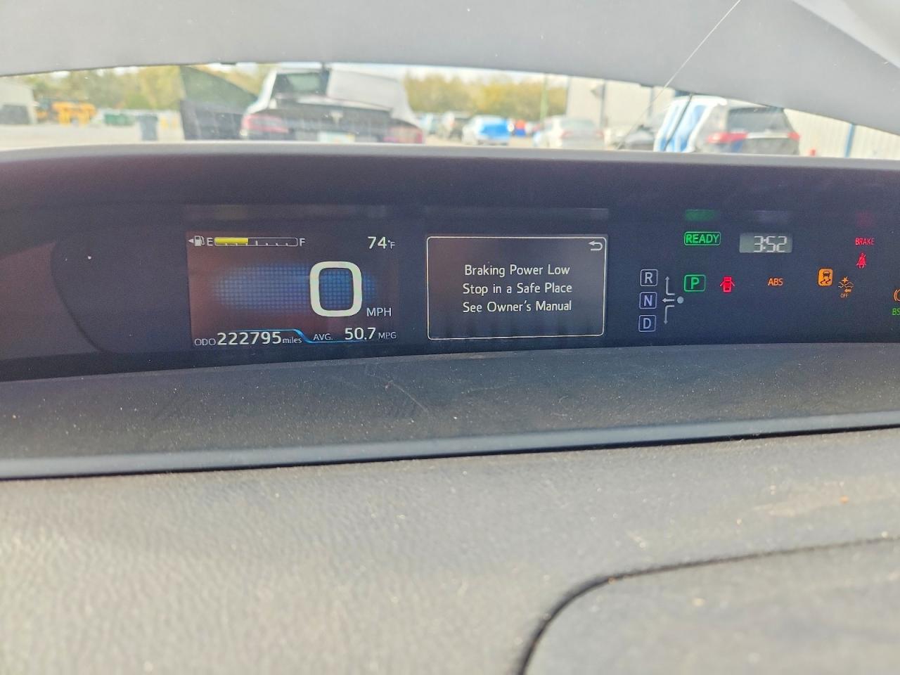 2018 TOYOTA PRIUS THREE photo 25