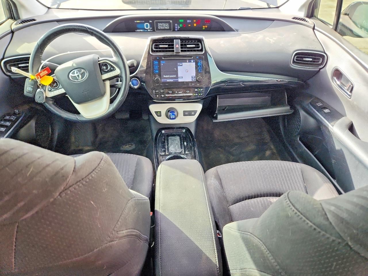2018 TOYOTA PRIUS THREE photo 22