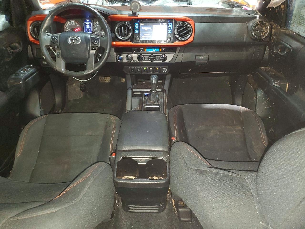 2017 TOYOTA TACOMA DOUBLE CAB photo 8