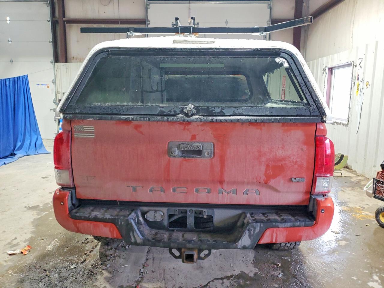 2017 TOYOTA TACOMA DOUBLE CAB photo 6