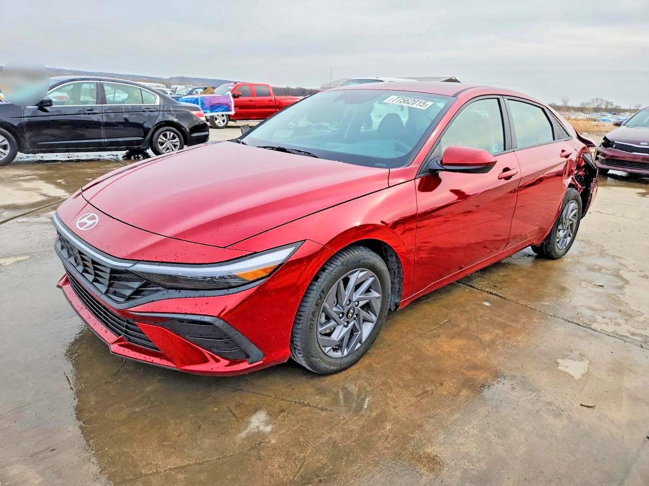 2024 HYUNDAI ELANTRA
