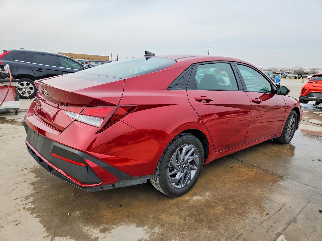 2024 HYUNDAI ELANTRA SEL photo 5