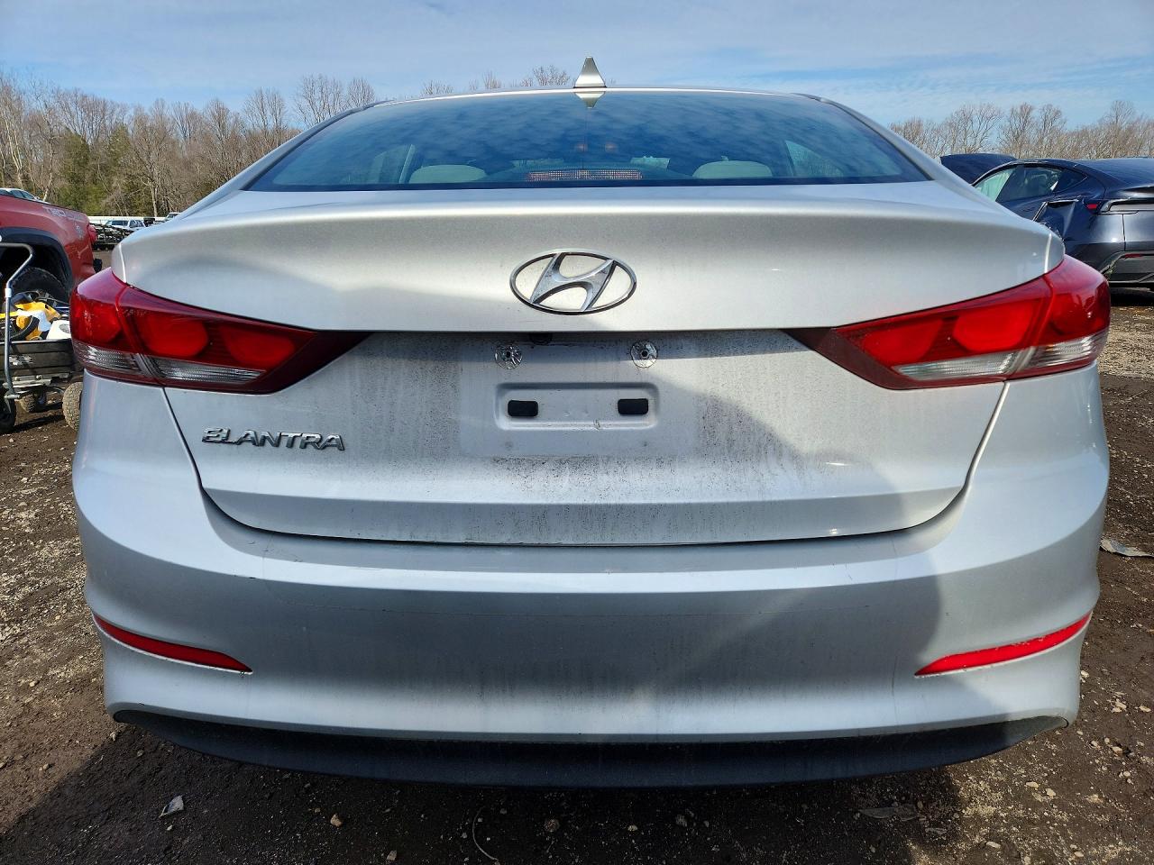2018 HYUNDAI ELANTRA SEL photo 16