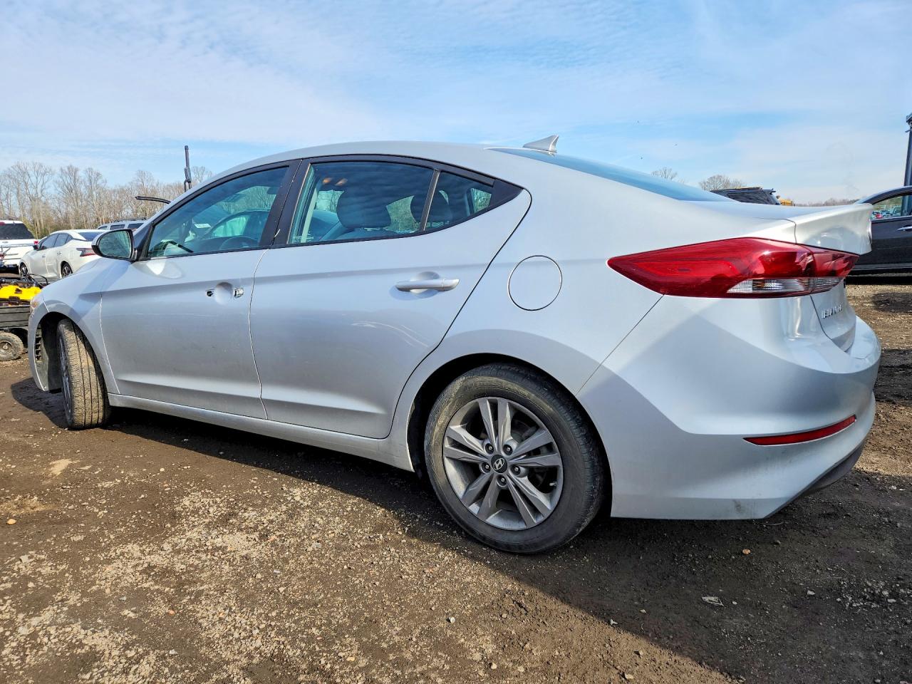 2018 HYUNDAI ELANTRA SEL photo 4