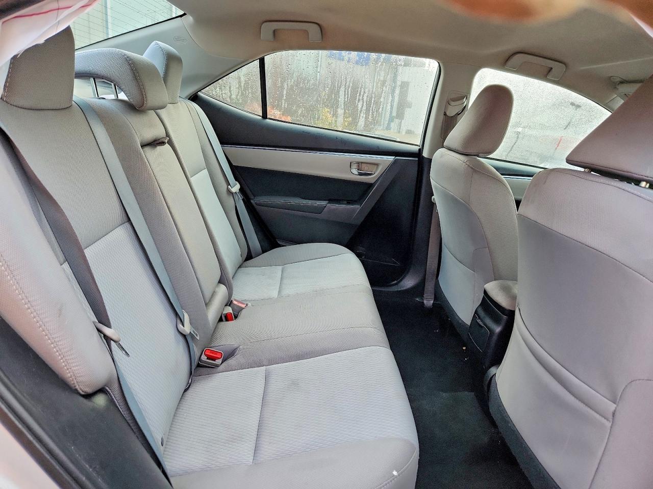 2016 TOYOTA COROLLA LE photo 28