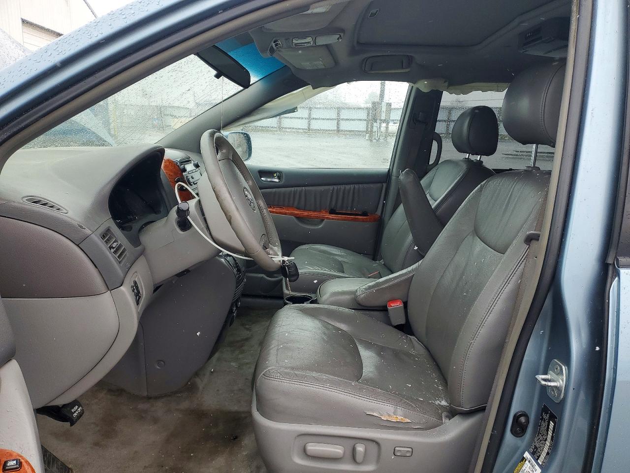 2006 TOYOTA SIENNA photo 7