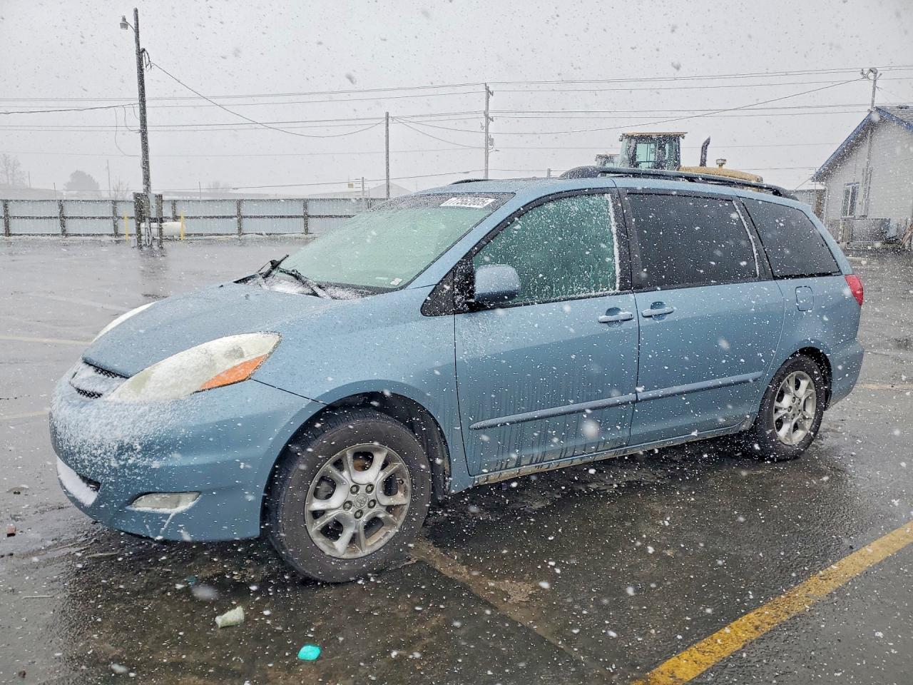 2006 TOYOTA SIENNA