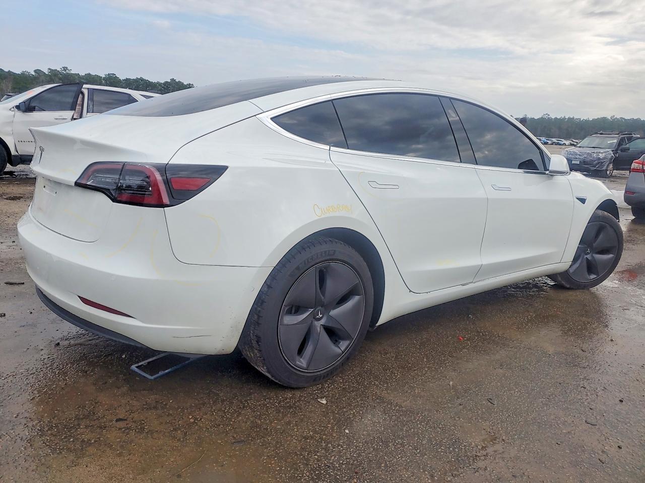 2020 TESLA MODEL 3 photo 7
