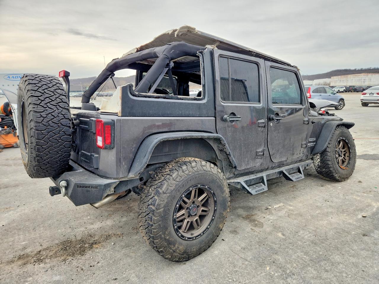 2016 JEEP WRANGLER UNLIMITED SPORT photo 3