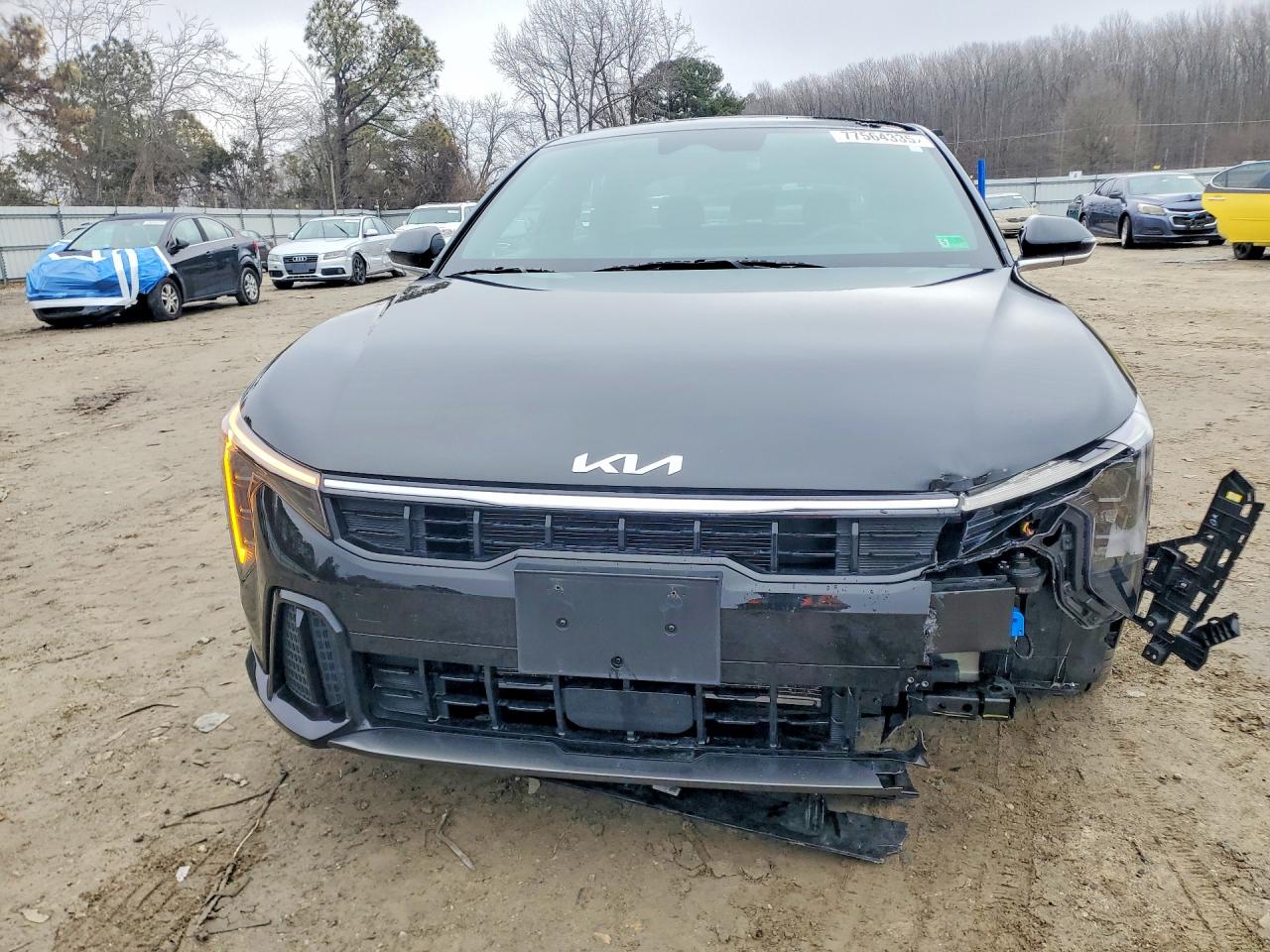 2025 KIA K4 GT LINE photo 9