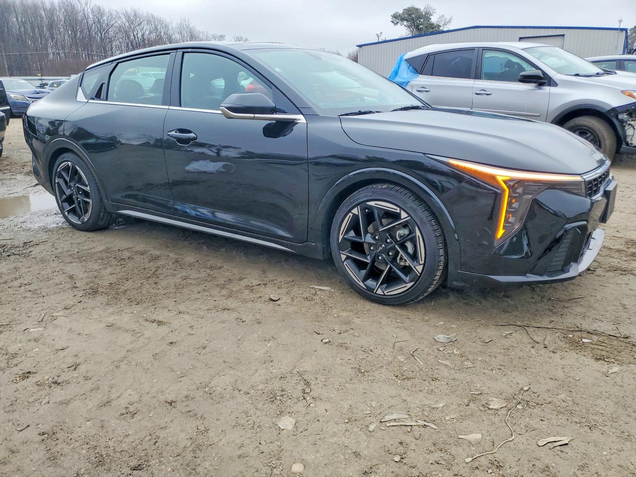 2025 KIA K4 GT LINE photo 7