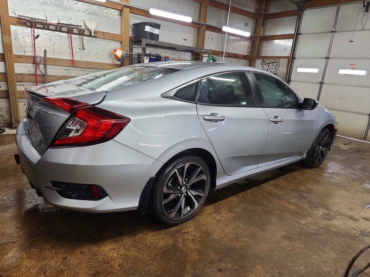 2020 HONDA CIVIC SPORT photo 3