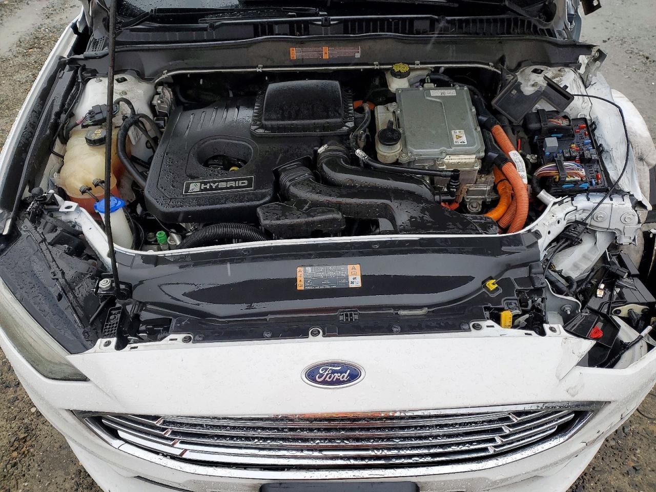 2017 FORD FUSION SE HYBRID photo 11