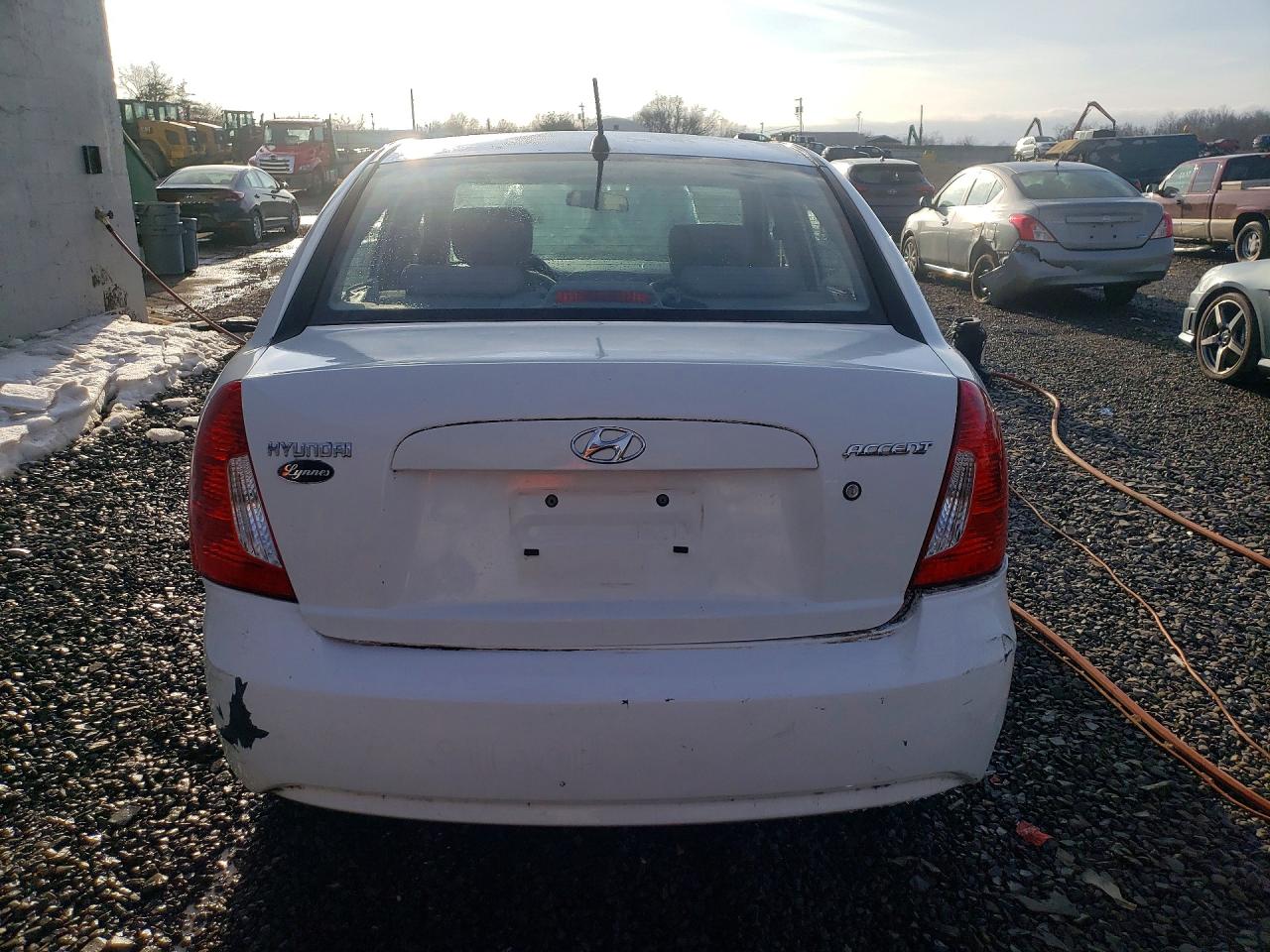 2009 HYUNDAI ACCENT GLS photo 16