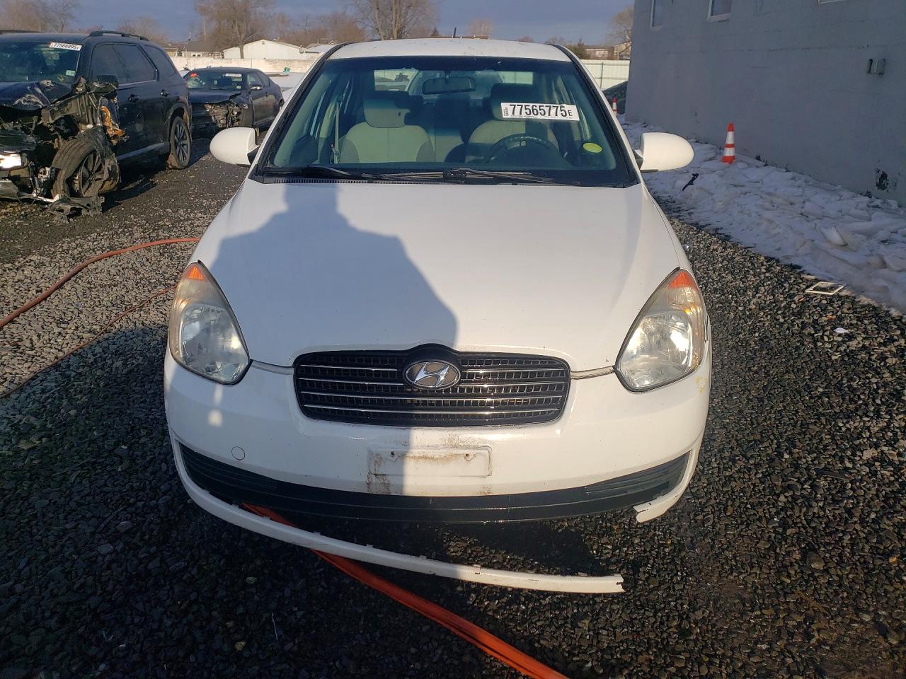 2009 HYUNDAI ACCENT GLS photo 13