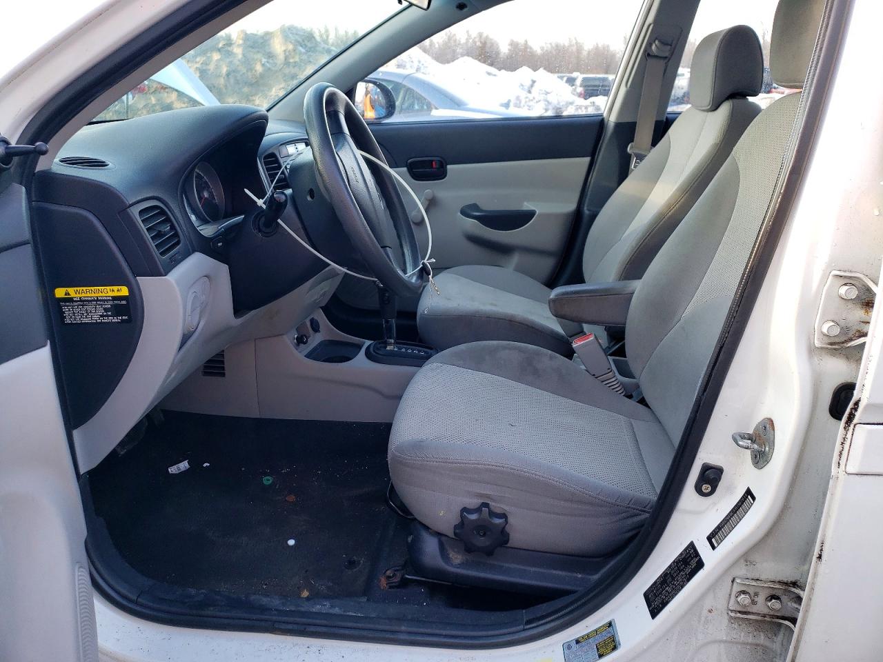 2009 HYUNDAI ACCENT GLS photo 19