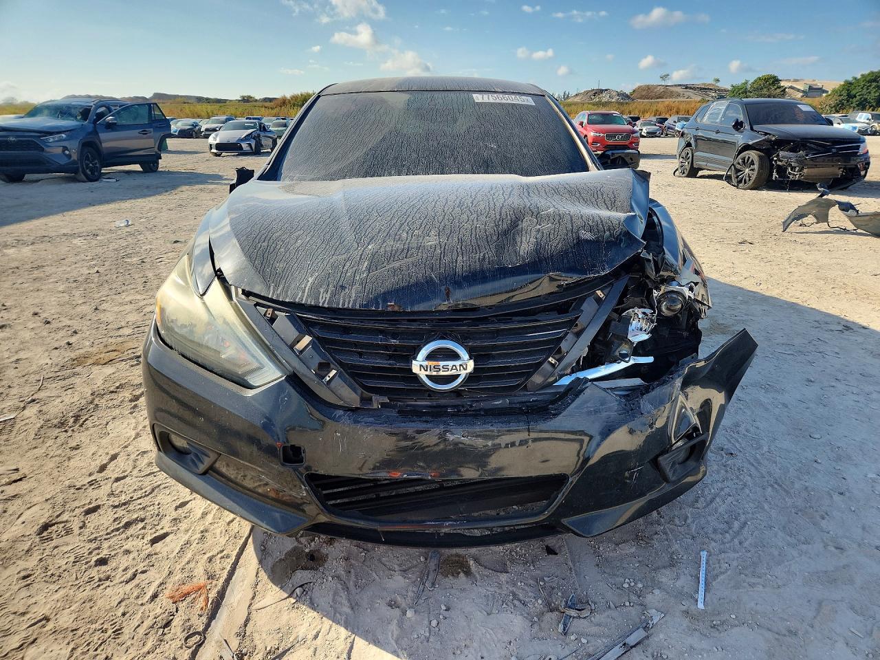 2017 NISSAN ALTIMA 2.5 SR photo 9