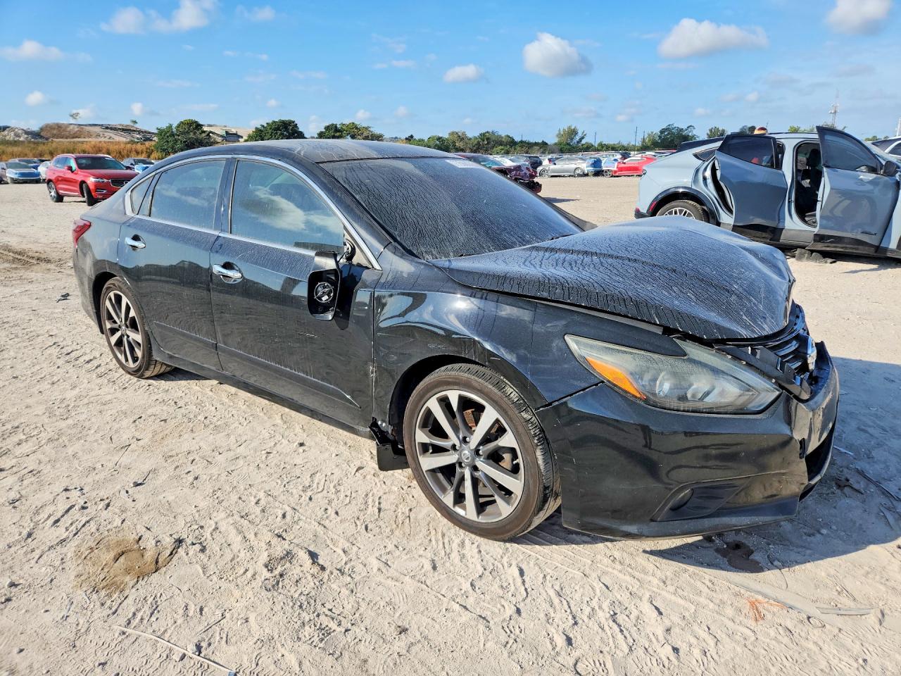 2017 NISSAN ALTIMA 2.5 SR photo 7
