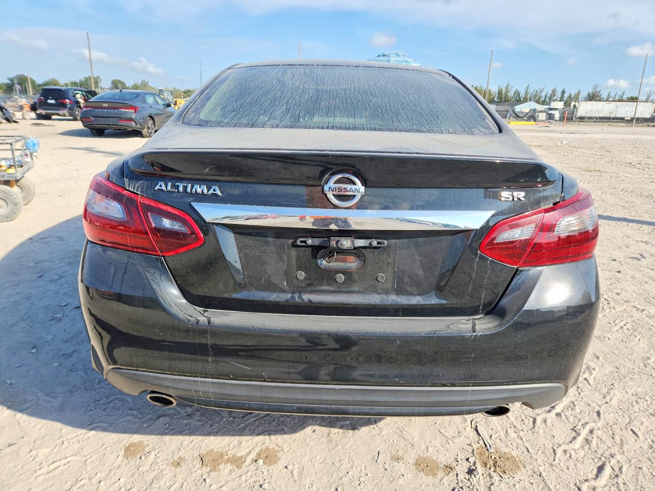 2017 NISSAN ALTIMA 2.5 SR photo 11