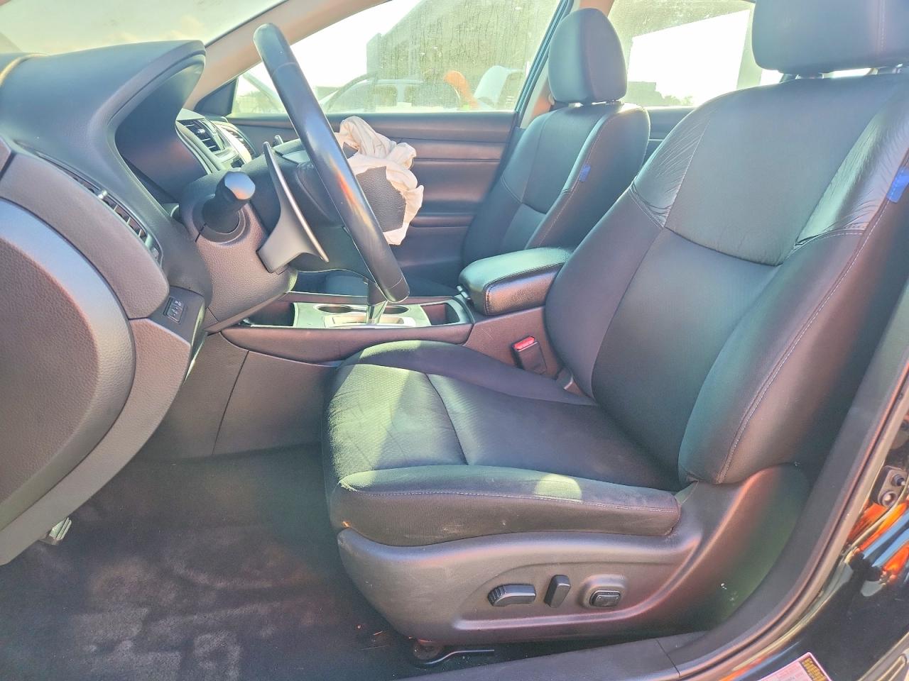 2017 NISSAN ALTIMA 2.5 SR photo 13