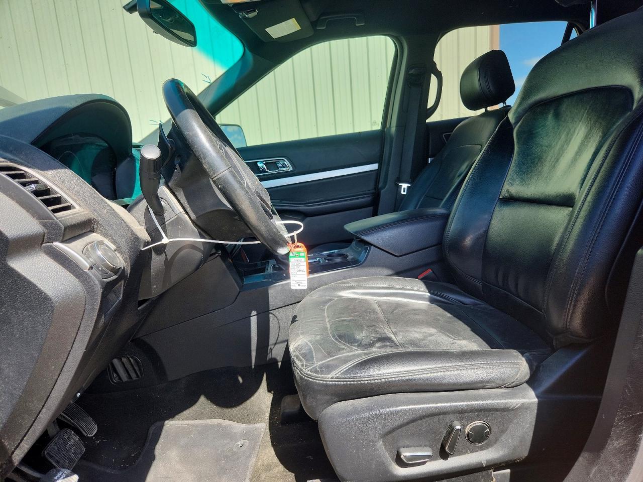 2017 FORD EXPLORER XLT photo 19