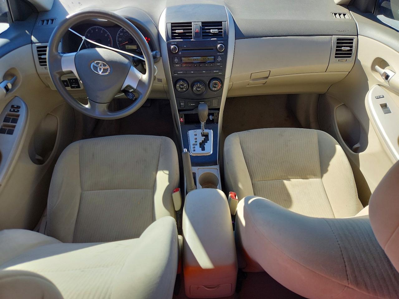 2010 TOYOTA COROLLA BASE photo 15