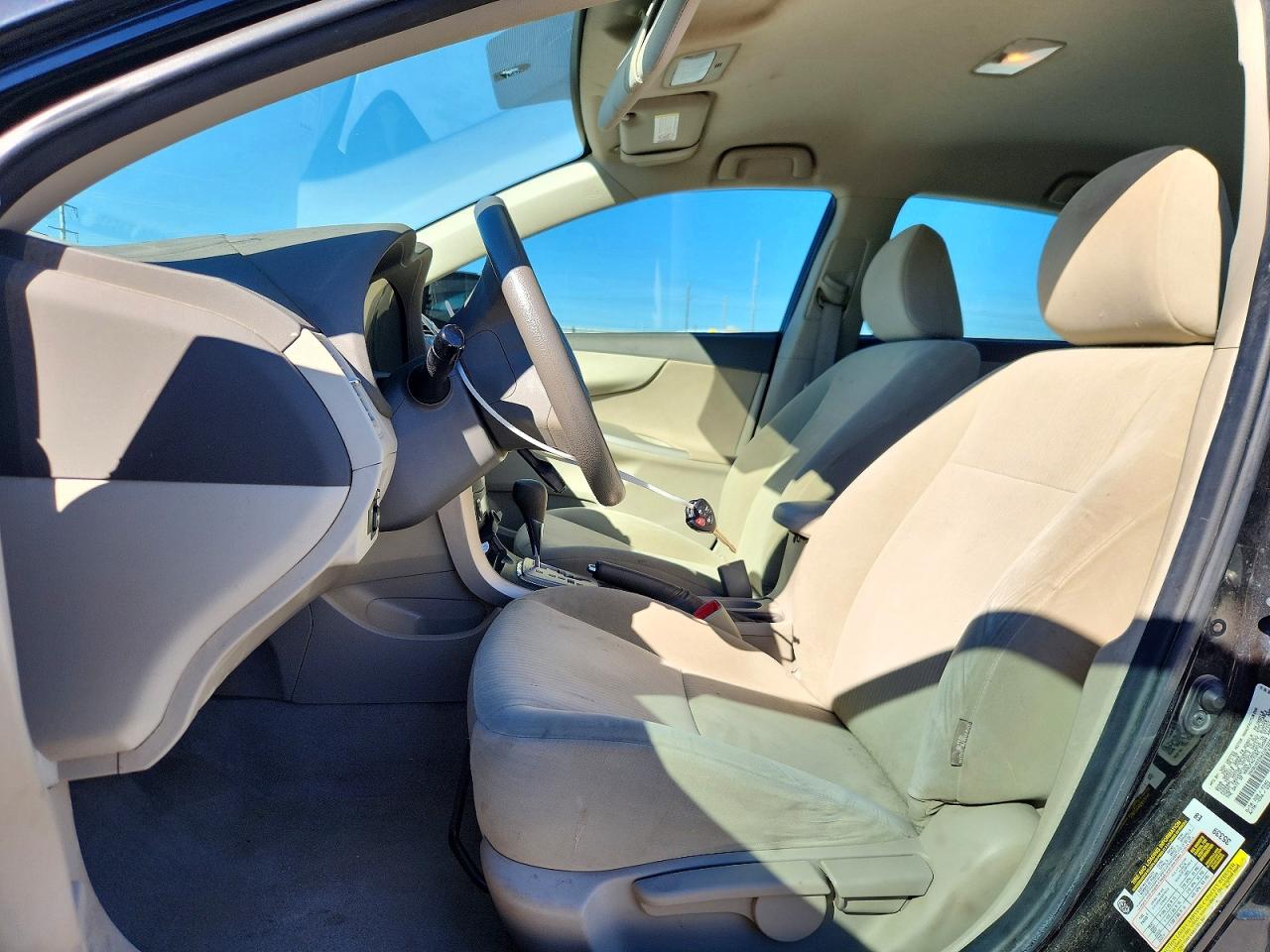 2010 TOYOTA COROLLA BASE photo 13