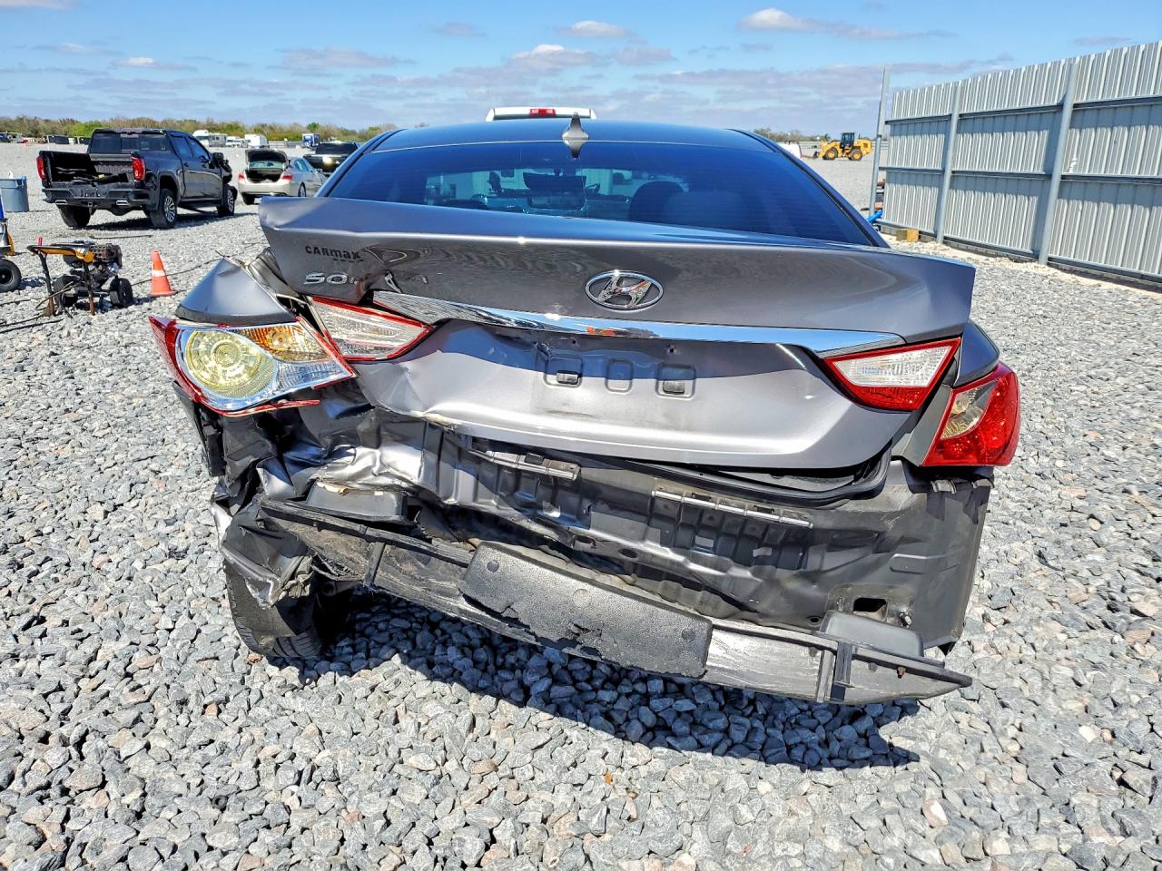 2011 HYUNDAI SONATA GLS photo 6