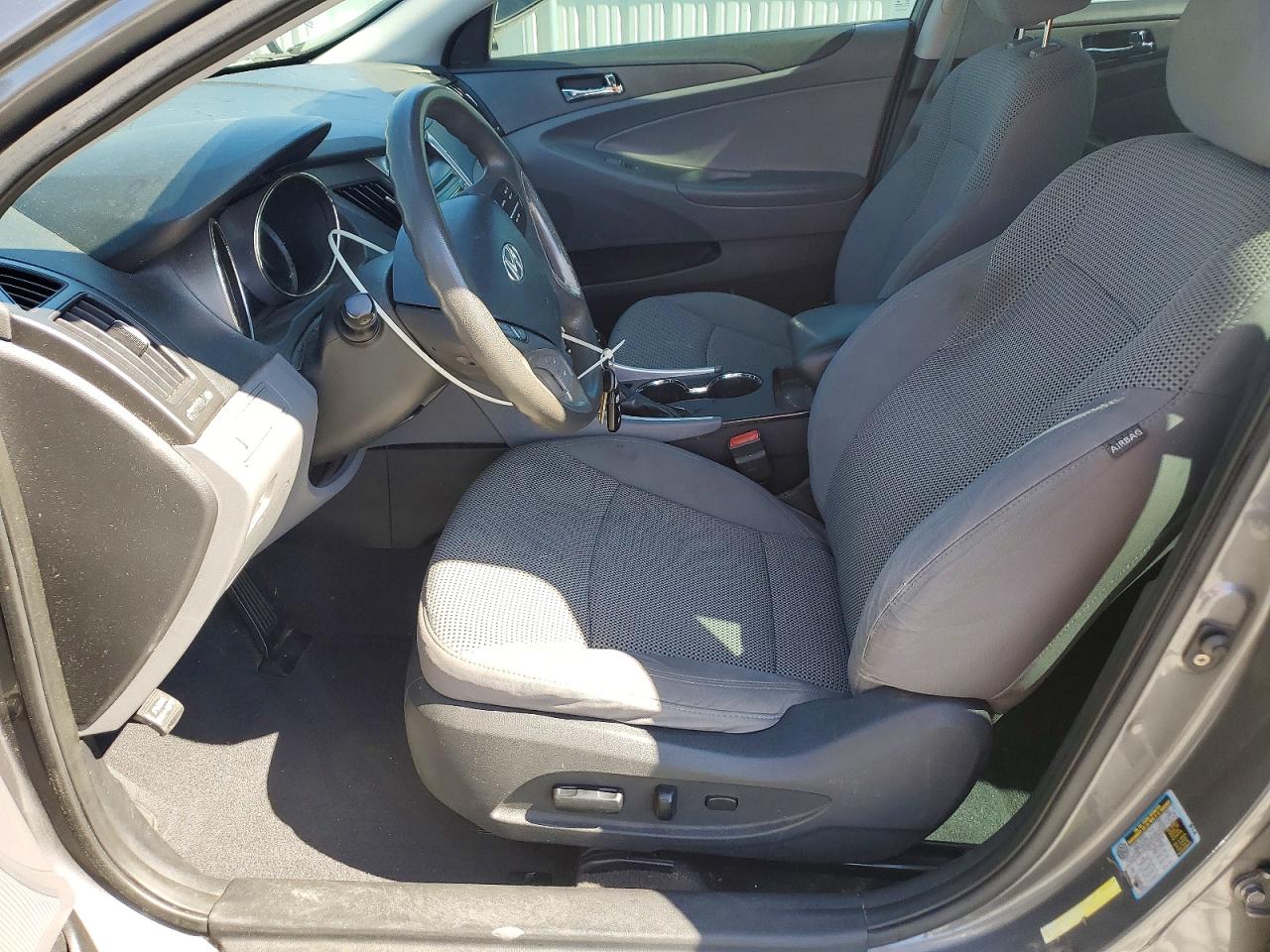 2011 HYUNDAI SONATA GLS photo 7