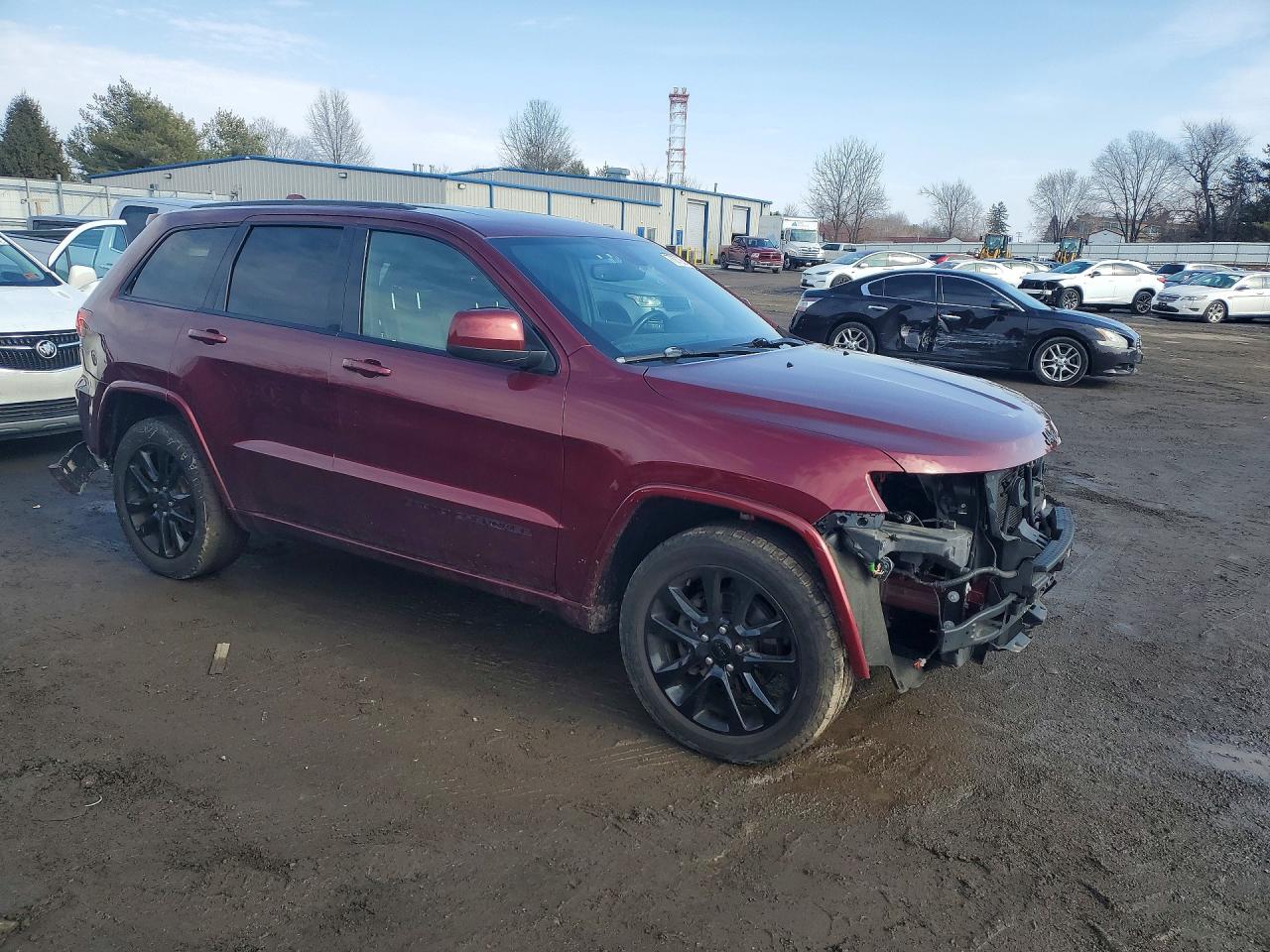 2019 JEEP GRAND CHEROKEE LAREDO photo 13