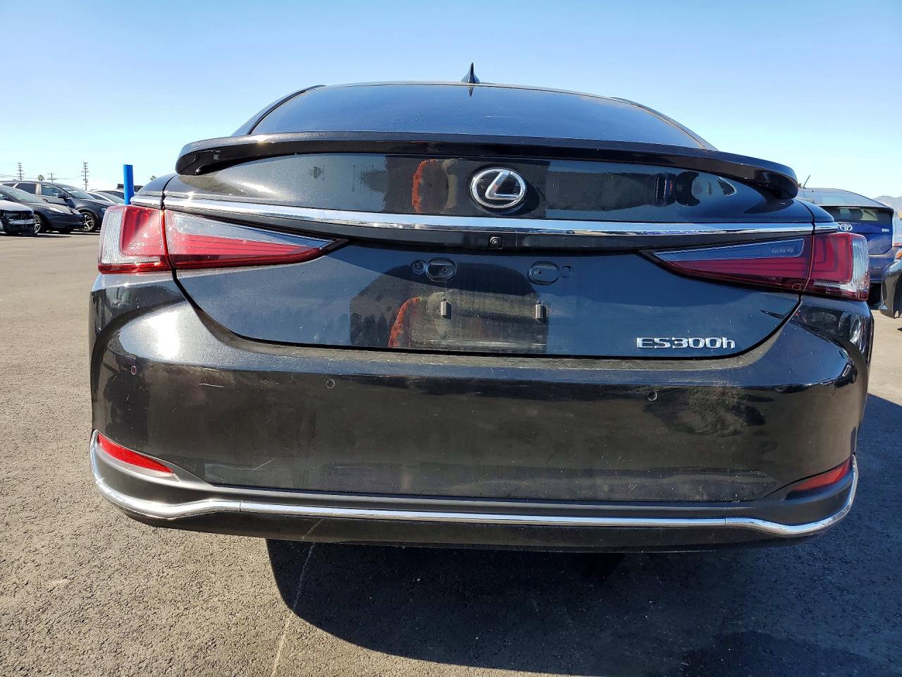 2024 LEXUS ES 300H BASE photo 6