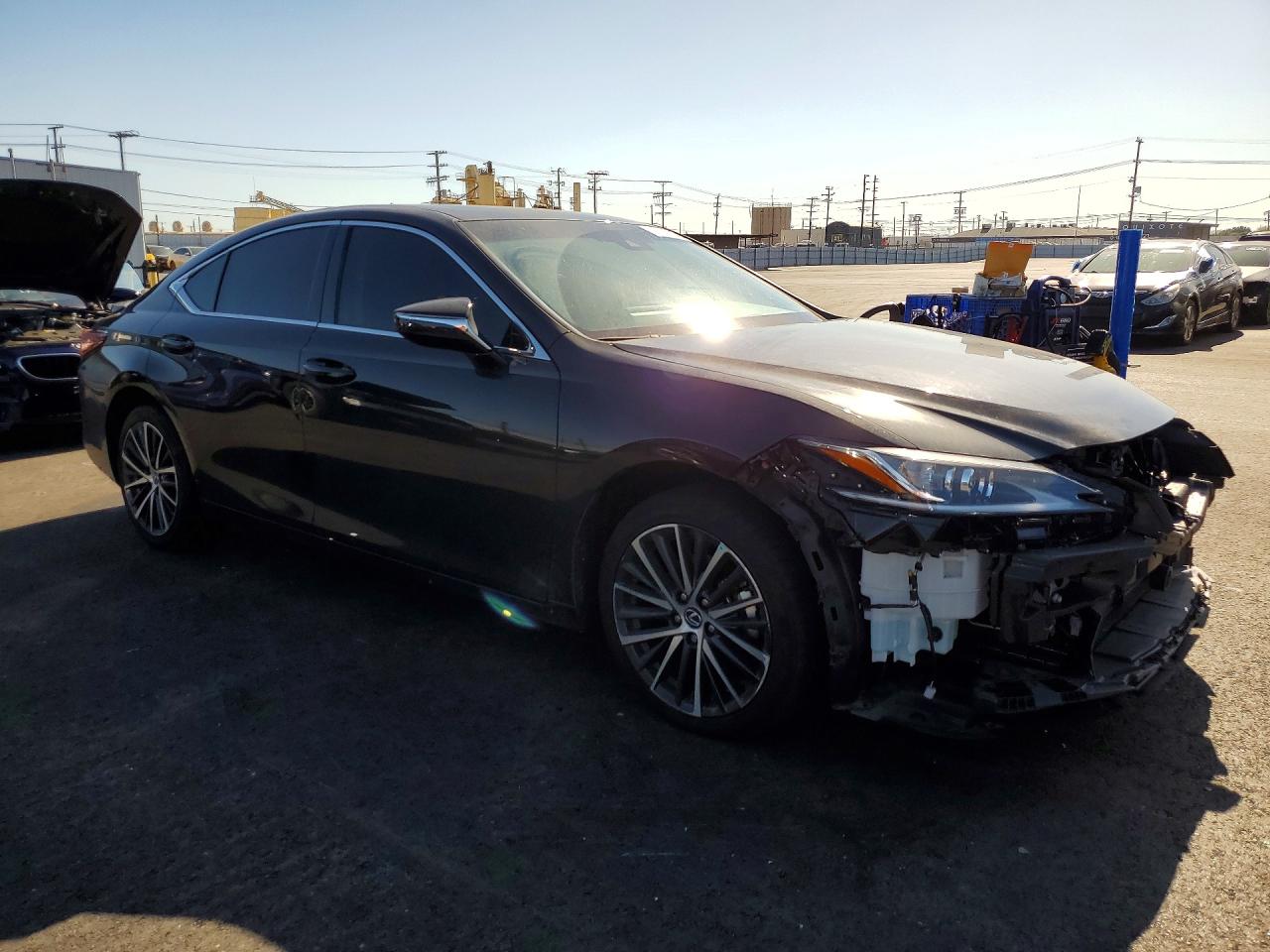 2024 LEXUS ES 300H BASE photo 4