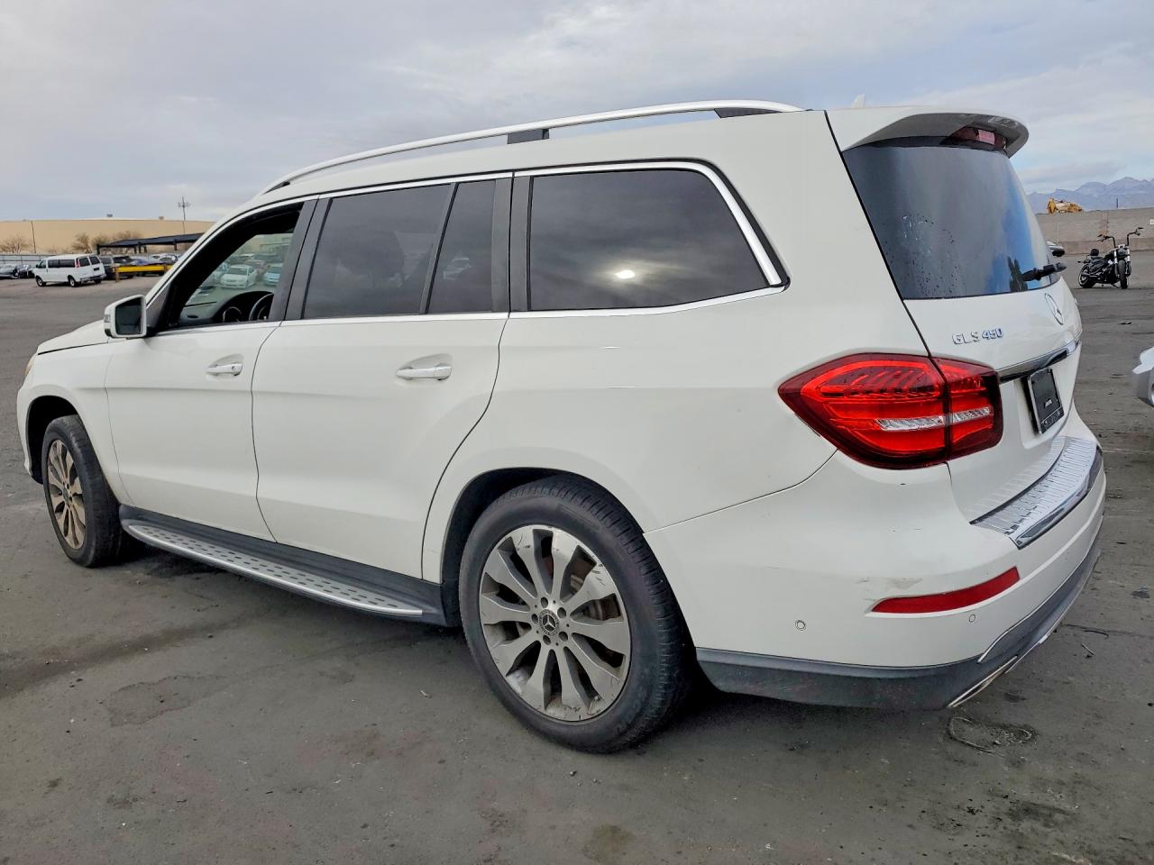 2017 MERCEDES-BENZ GLS 450 4MATIC photo 3