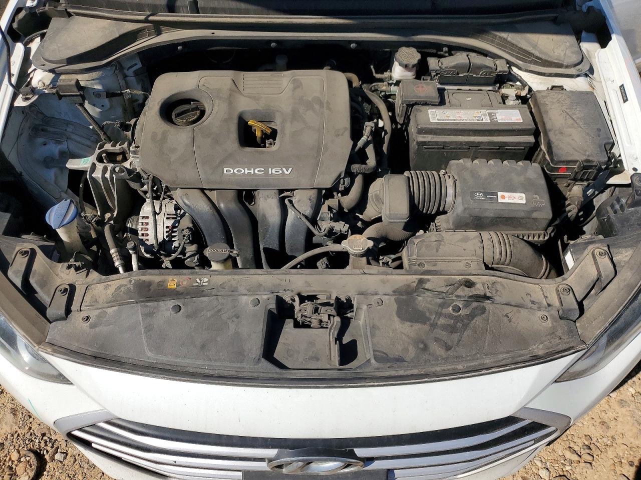 2017 HYUNDAI ELANTRA SE photo 11