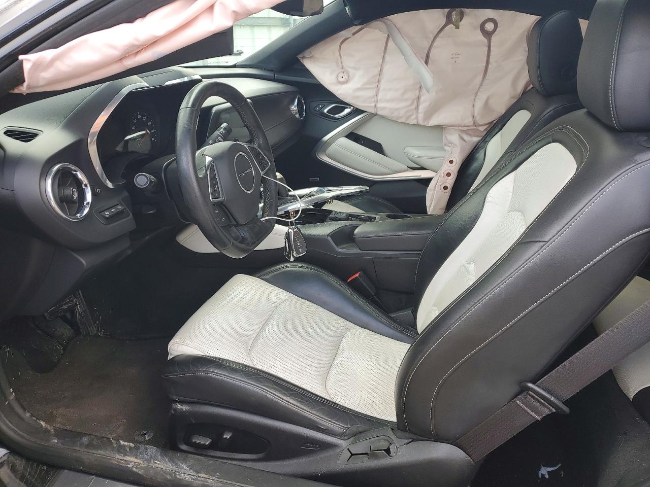 2016 CHEVROLET CAMARO LT photo 7