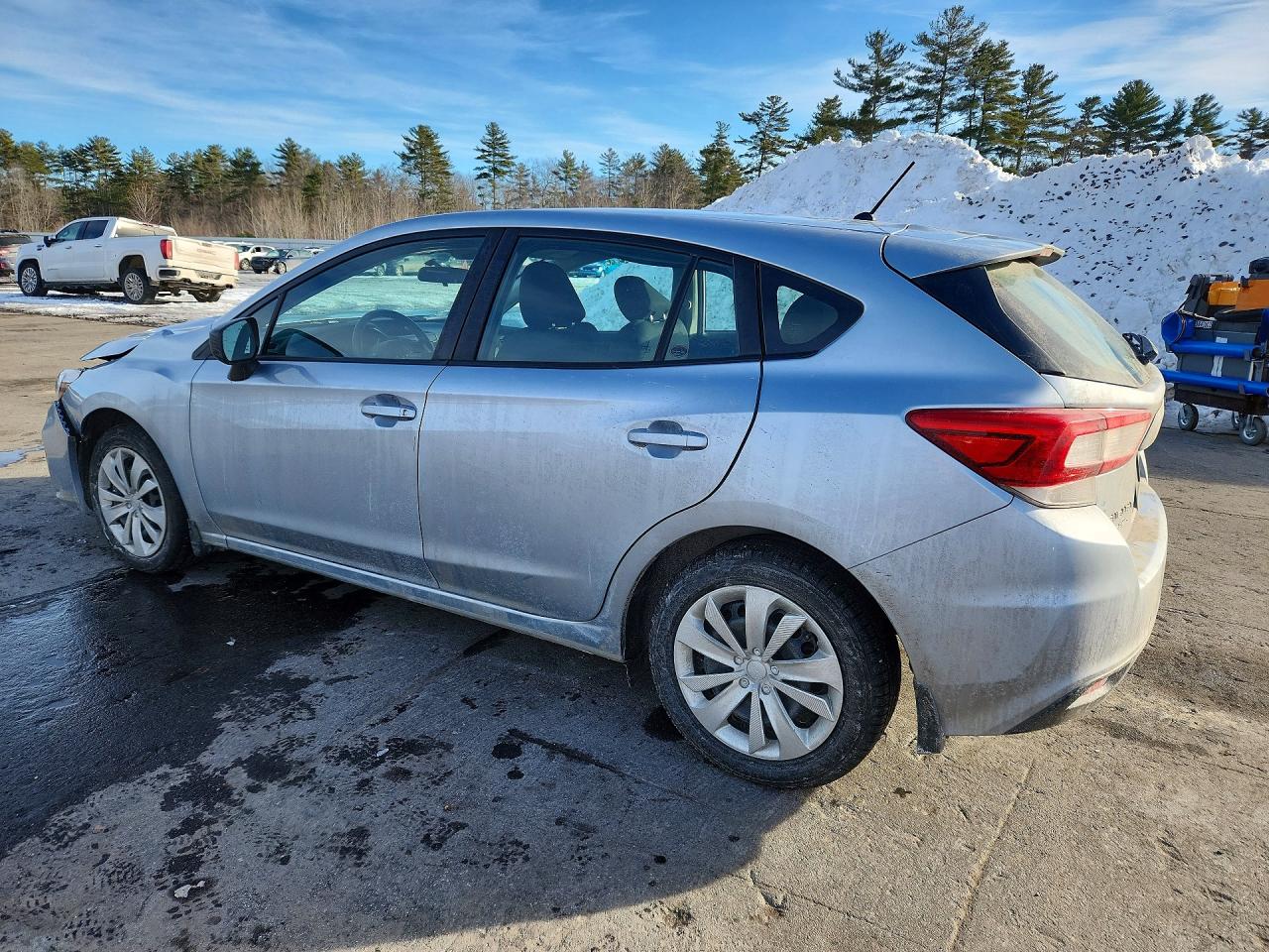 2019 SUBARU IMPREZA photo 3
