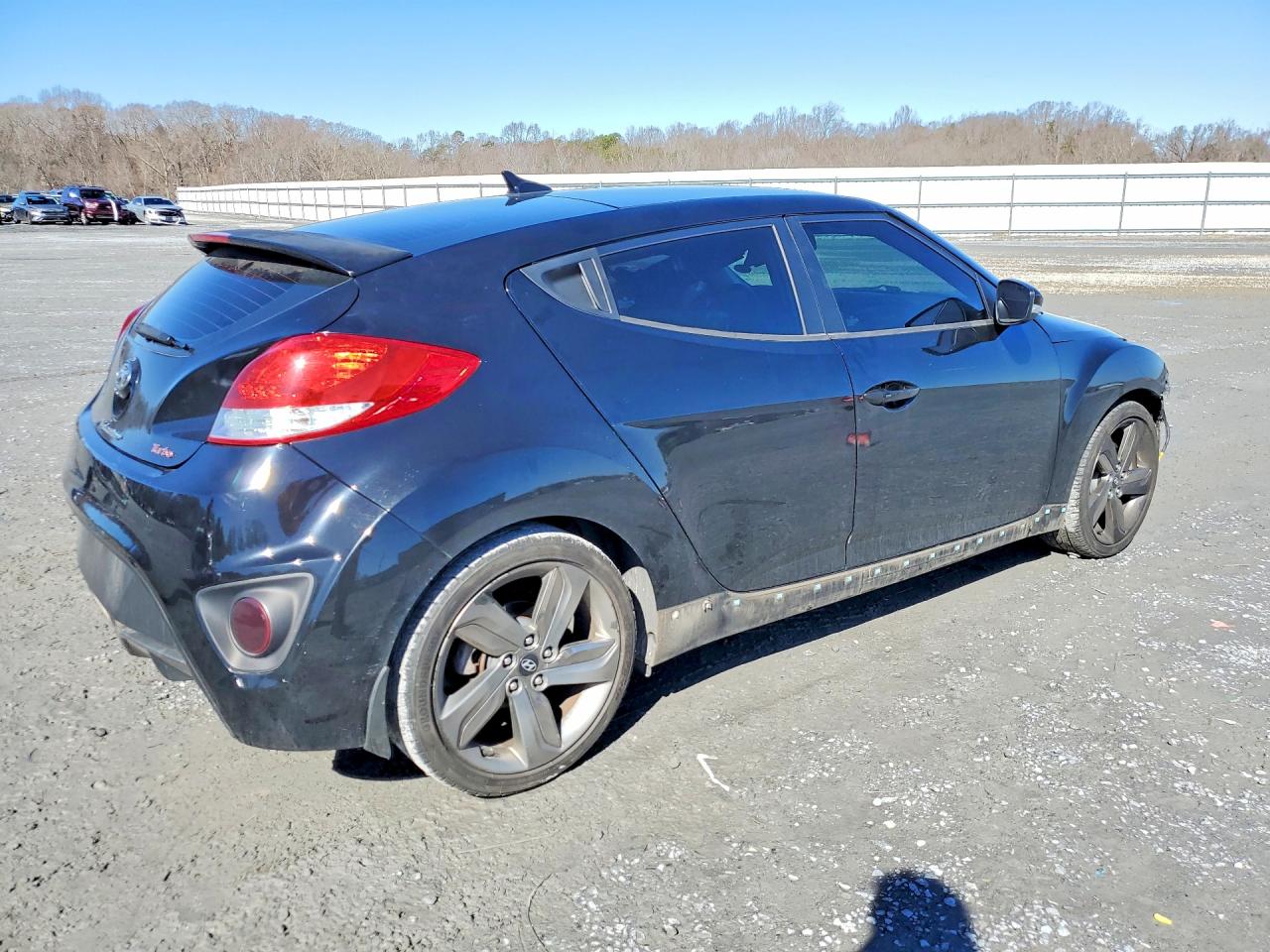 2015 HYUNDAI VELOSTER TURBO photo 3
