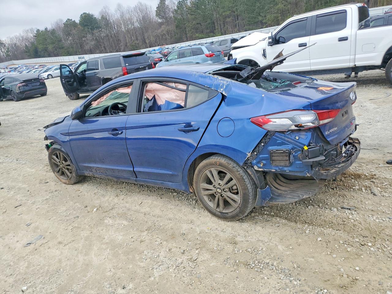 2018 HYUNDAI ELANTRA SEL photo 2