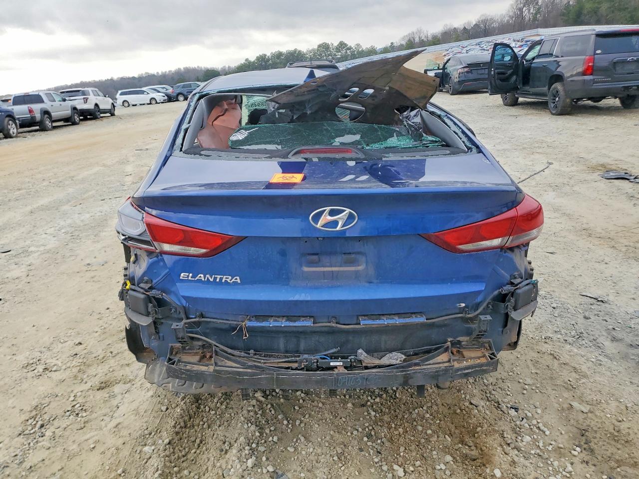 2018 HYUNDAI ELANTRA SEL photo 6