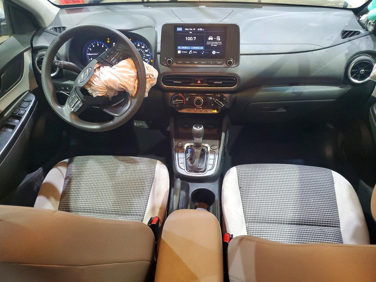 2022 HYUNDAI KONA SE photo 15