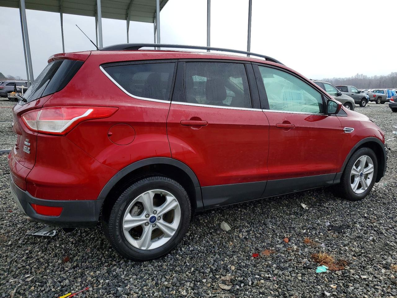 2016 FORD ESCAPE SE photo 5