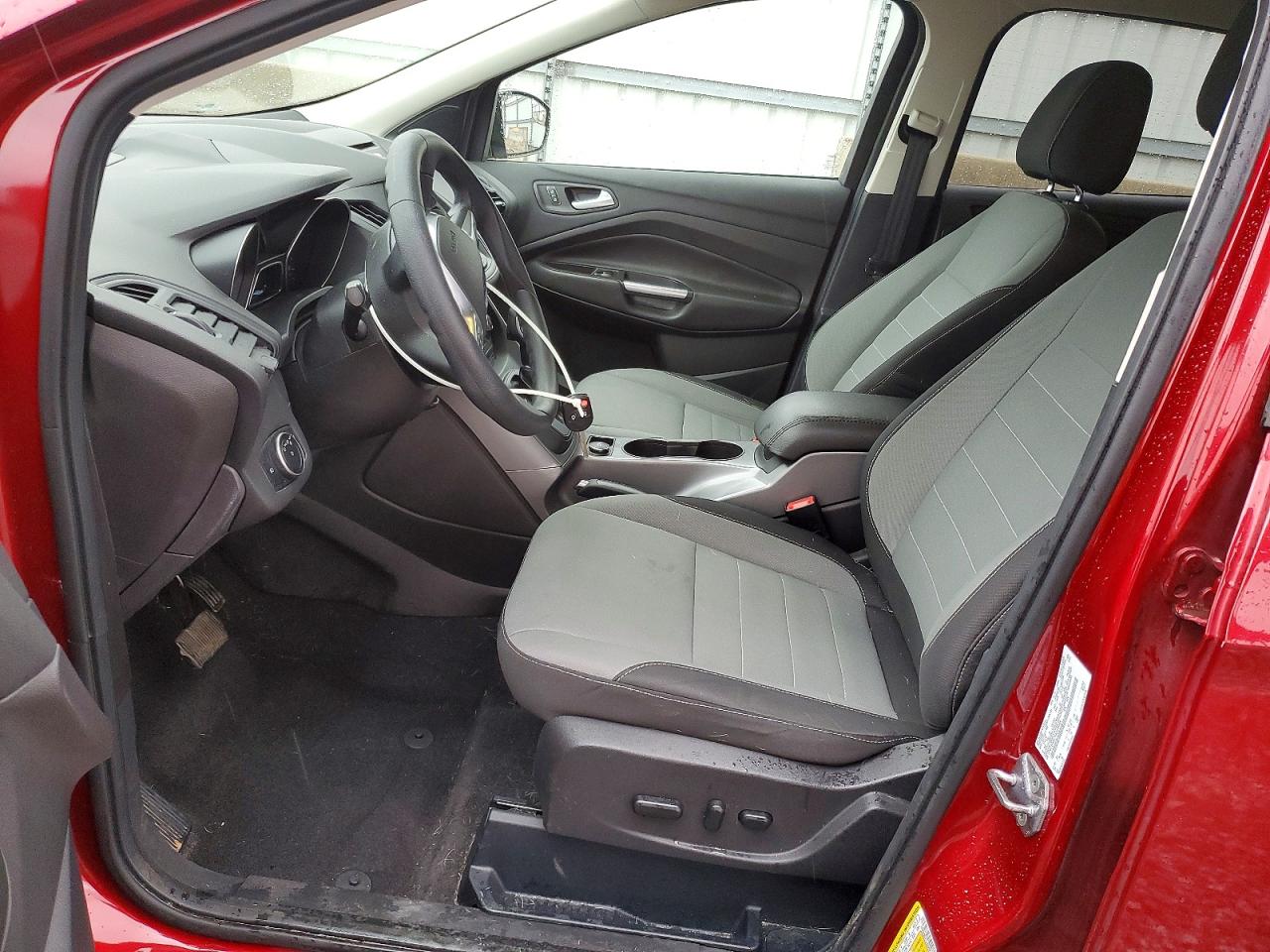 2016 FORD ESCAPE SE photo 13
