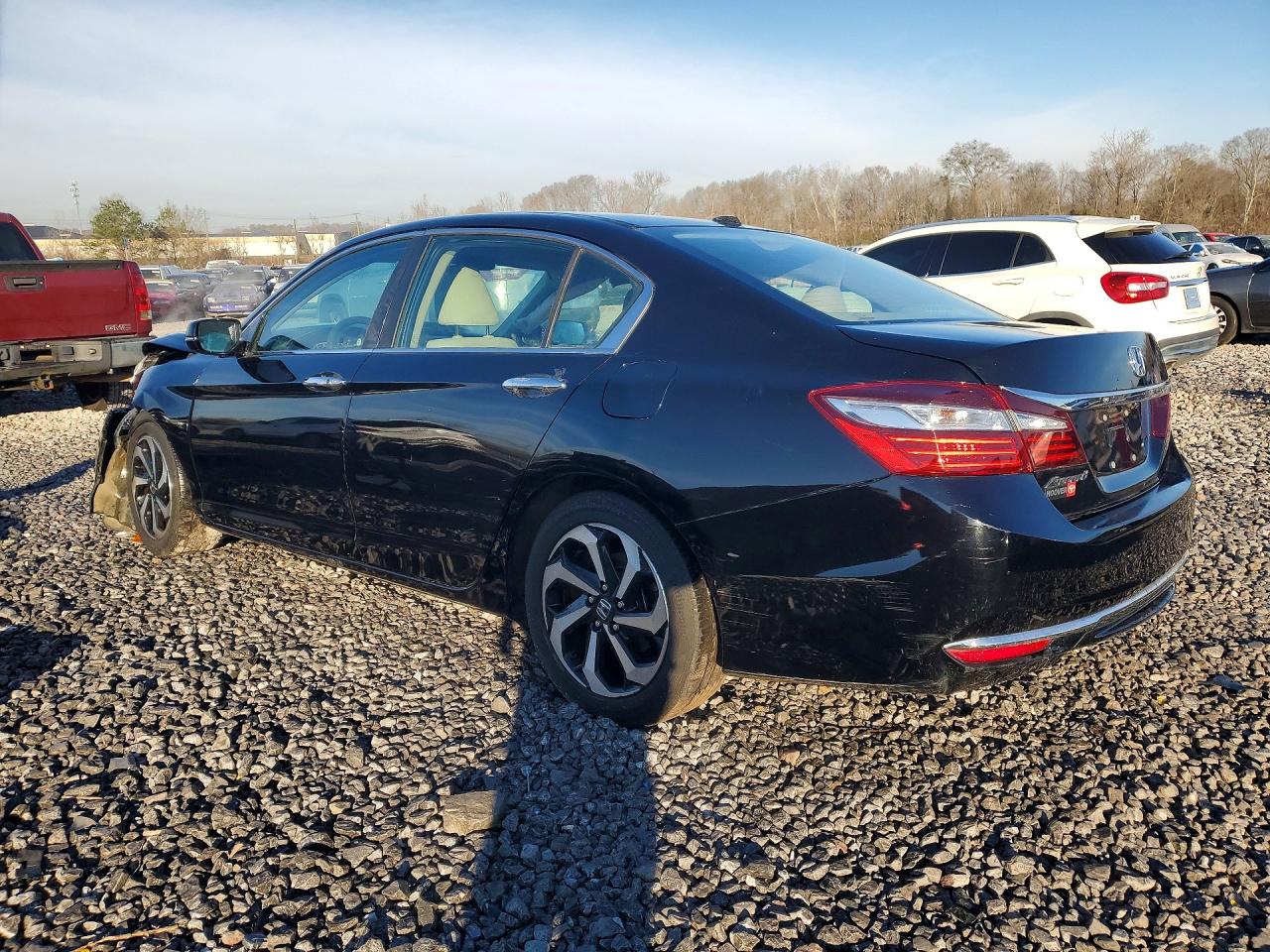 2017 HONDA ACCORD EX photo 3