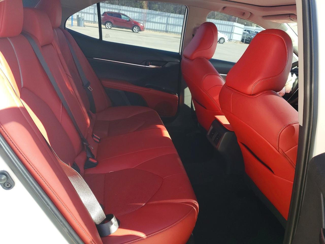 2020 TOYOTA CAMRY XSE photo 28