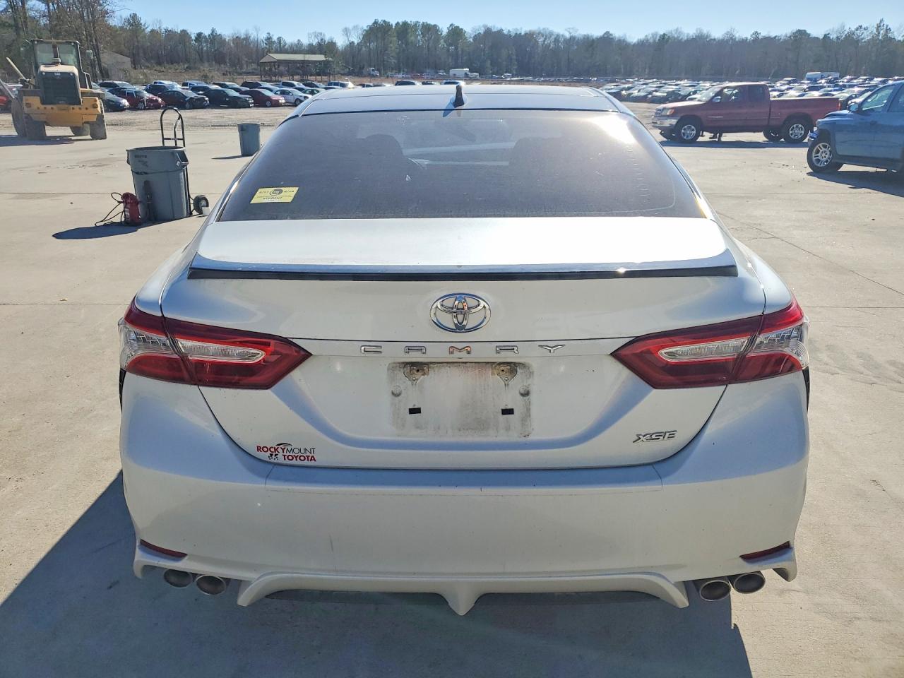 2020 TOYOTA CAMRY XSE photo 16
