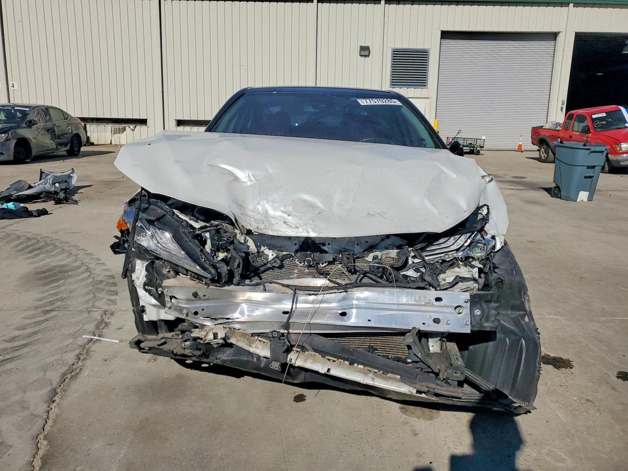 2020 TOYOTA CAMRY XSE photo 13