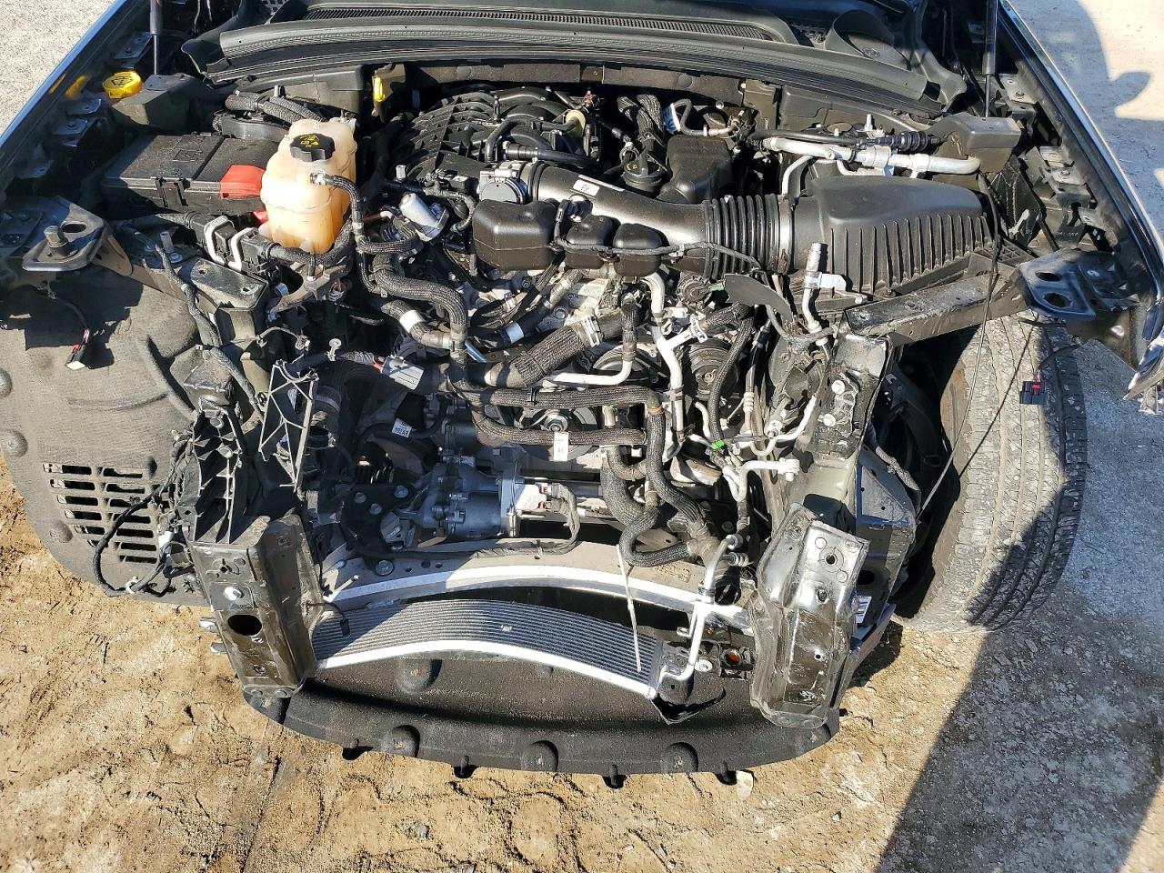 2023 JEEP GRAND CHEROKEE LAREDO photo 23