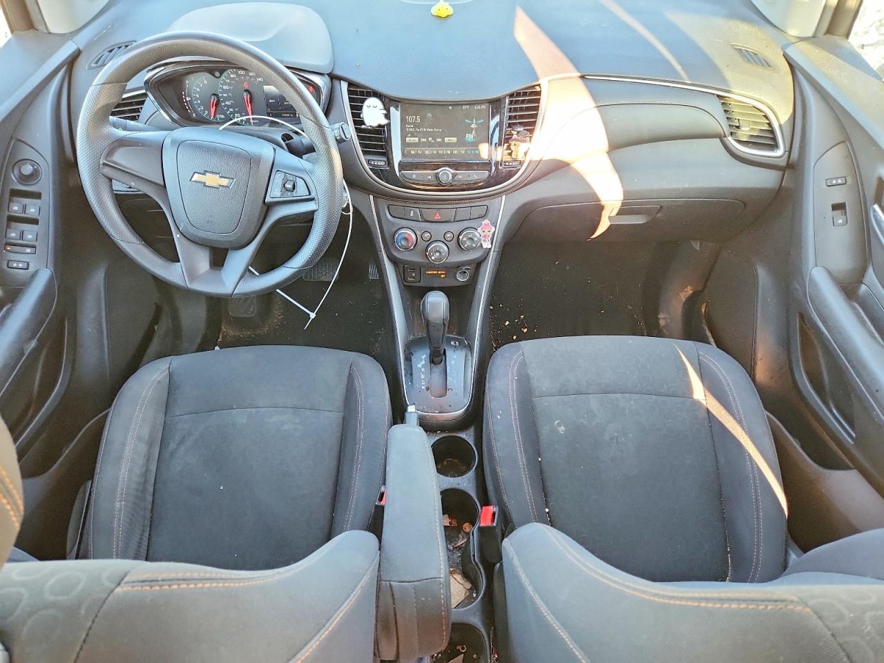2017 CHEVROLET TRAX LS photo 22