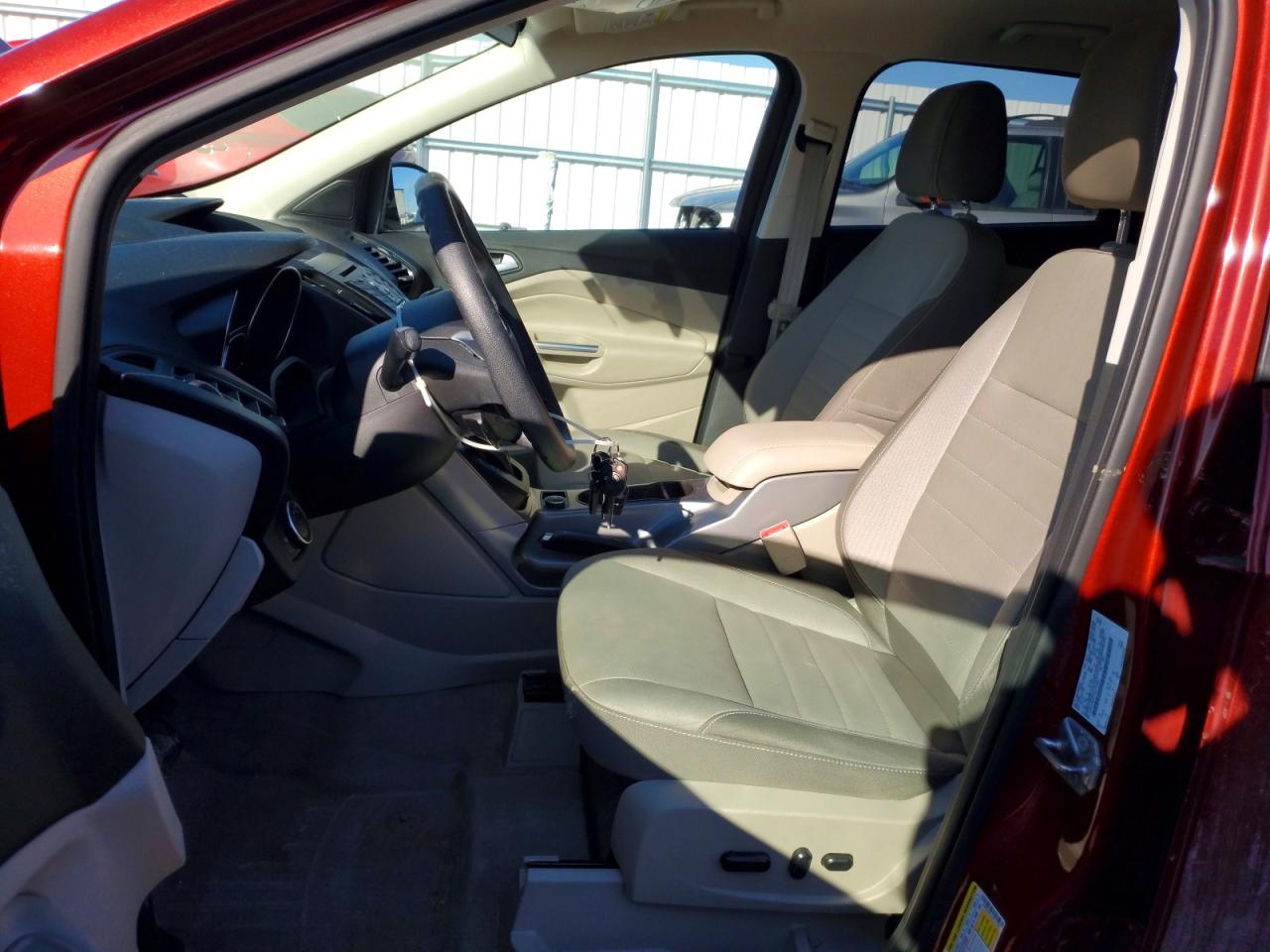 2016 FORD ESCAPE SE photo 13